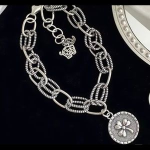 925 Sterling Silver
Fashion Couple Simple Leaf Pendant Adjustable Bracelet